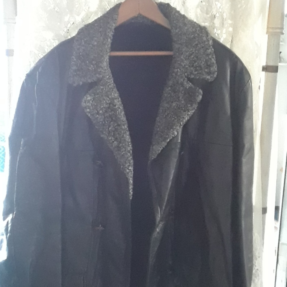 Men's vintage leather coat
